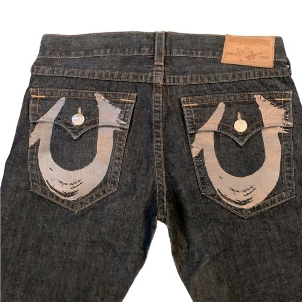 TRUE RELIGION WORLD TOUR blue jeans/ 36, big U pocket flaps. PERFECT CONDITION